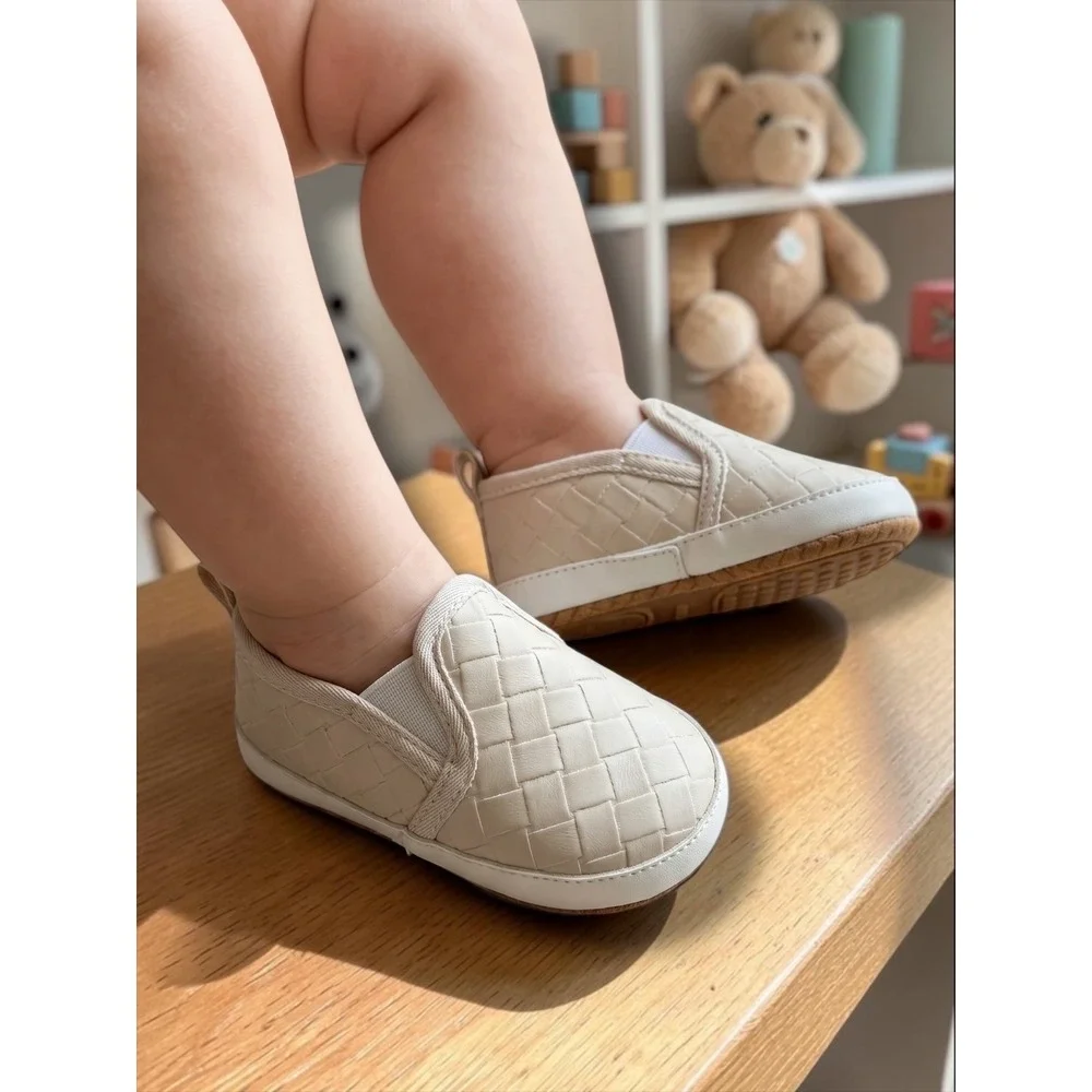 Unbranded Woven Faux Leather Slip On Loafer Baby Shoes Cream Size 3 Infant